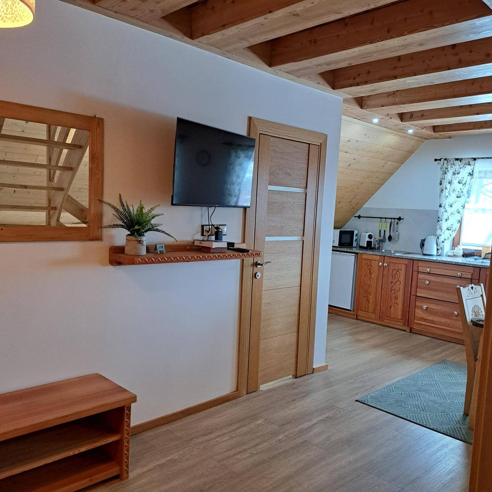 Apartamenty Ancymon Венгерска-Гурка Экстерьер фото
